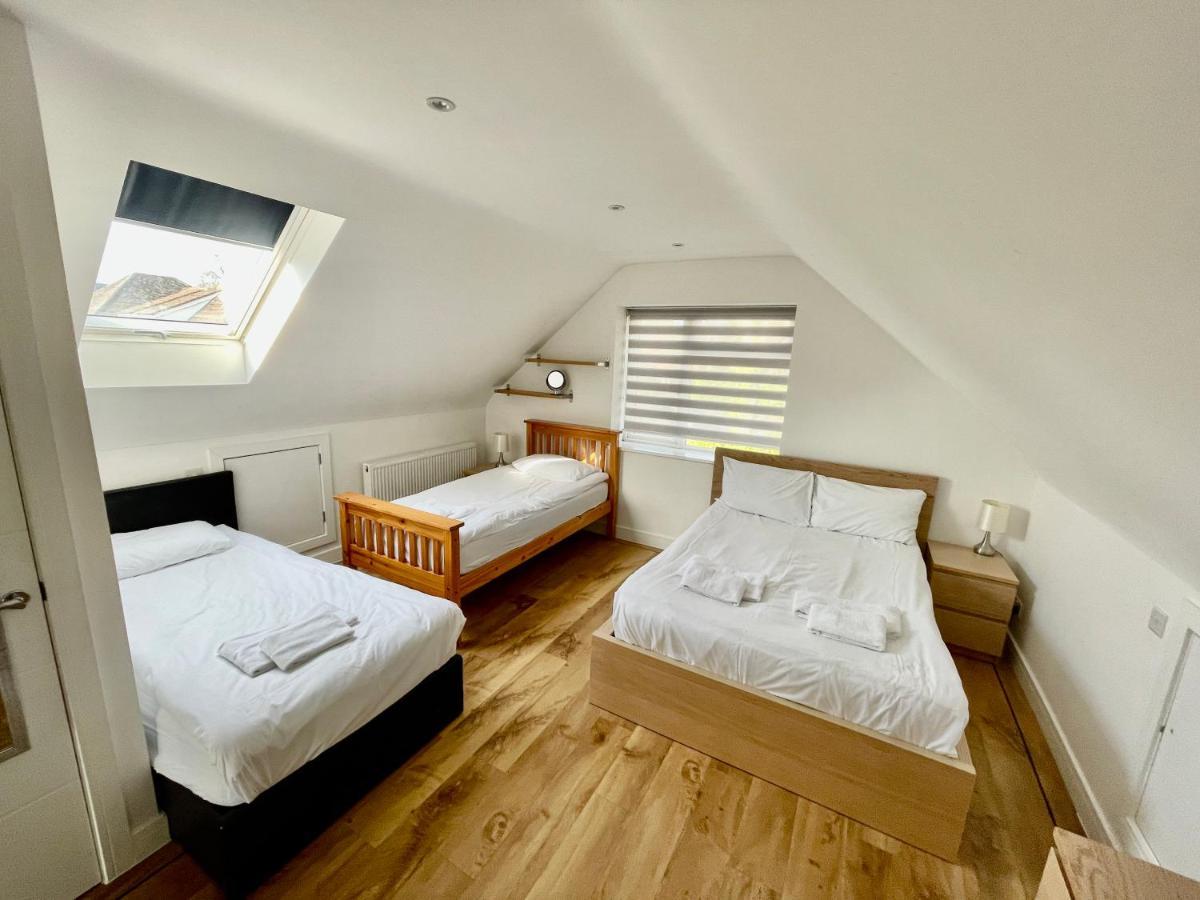 Four Corners Holiday Home Hot Tub & Sauna Ferndown Bagian luar foto