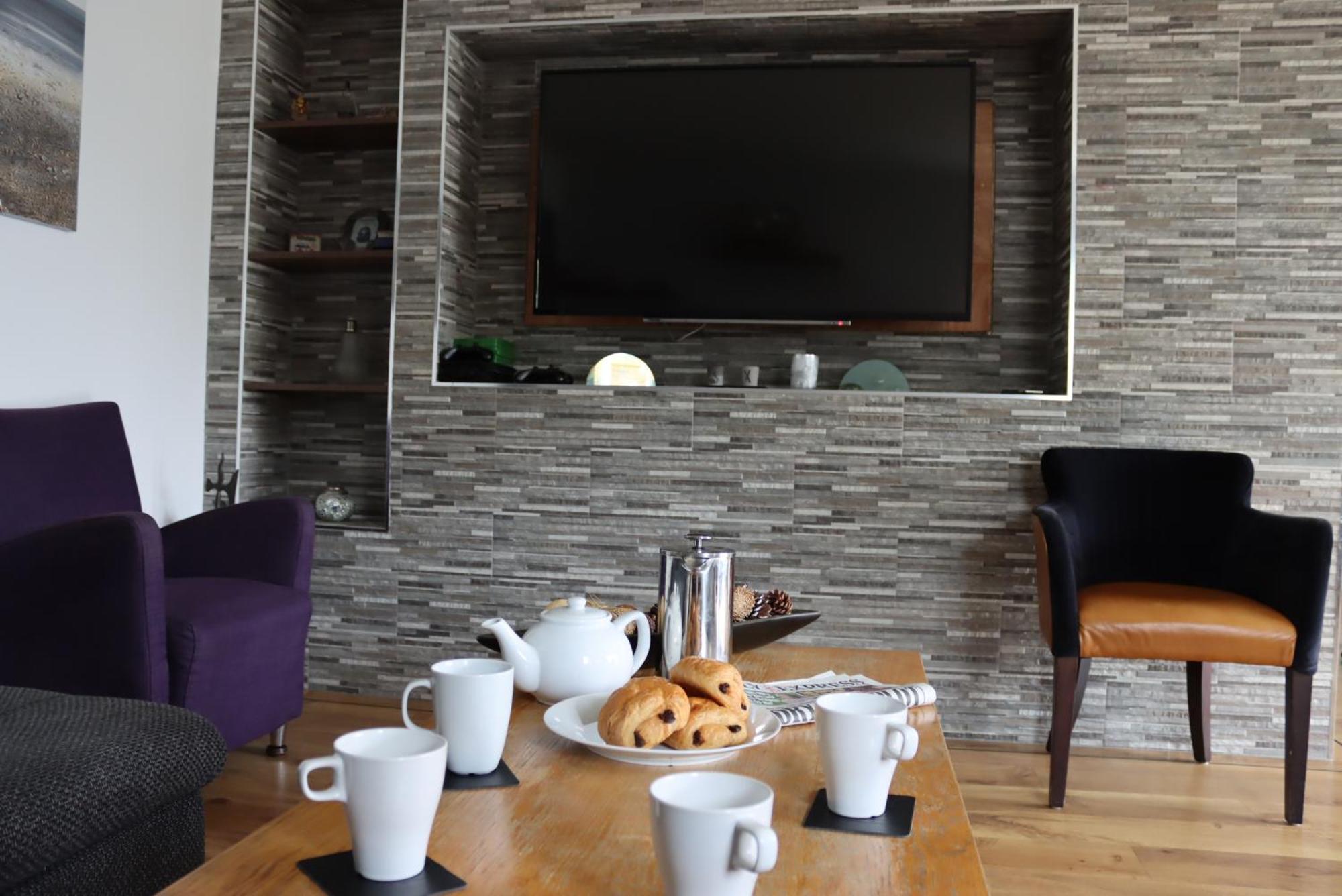 Four Corners Holiday Home Hot Tub & Sauna Ferndown Bagian luar foto